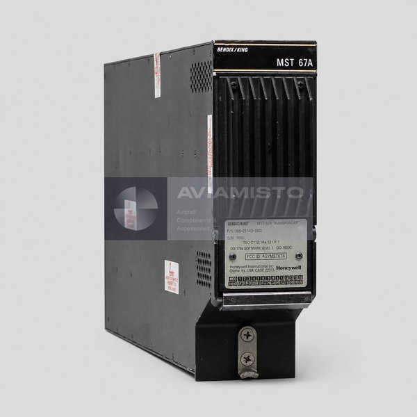 066-01143-1602 Honeywell MST 67A Mode S transponder three-quarter view