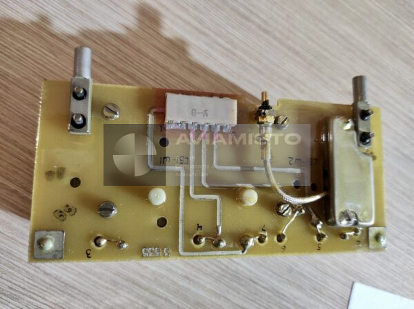 SB1-B1-YARII Reference Oscillator Module