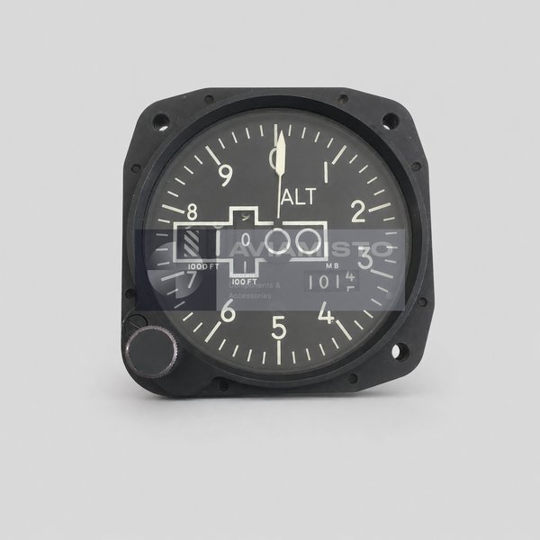 LUN 1125.2002 aircraft altimeter complete front view