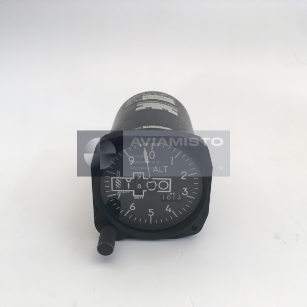 LUN 1125.2002 altimeter complete three-quarter view
