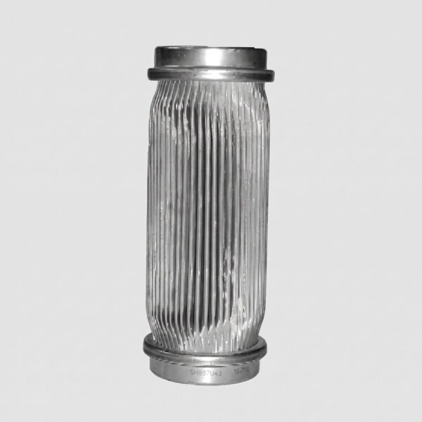 320.001 filter element with a pleated cylindrical body and metal end collars
