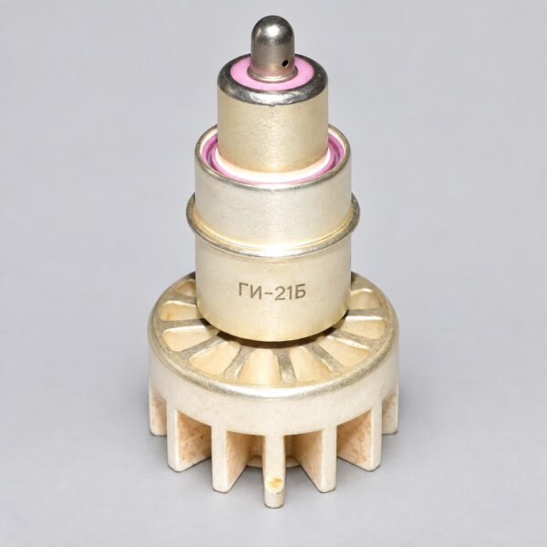 GI-21B UHF pulse generator triode